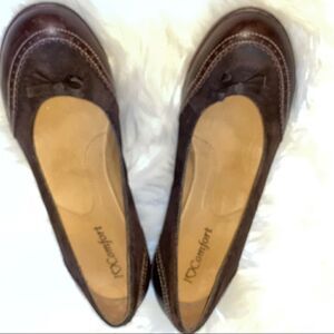 I love comfort Quince round toe pumps